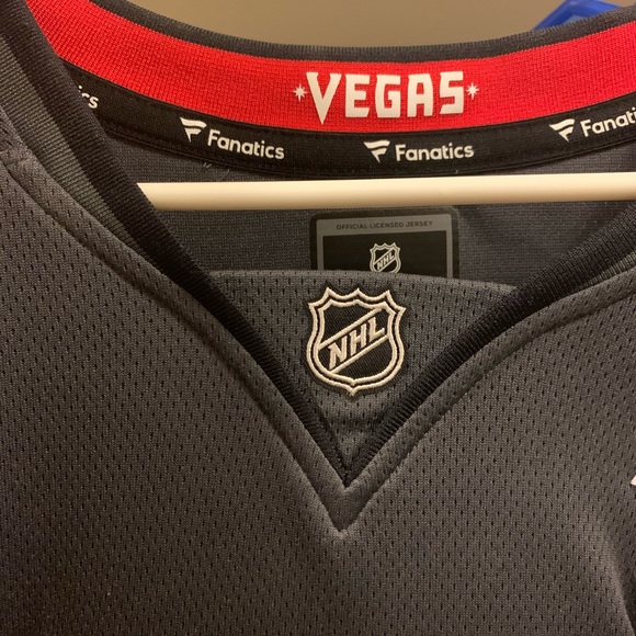 Vegas Golden Knights Jersey! 🖤💛❤️ - Picture 5 of 6